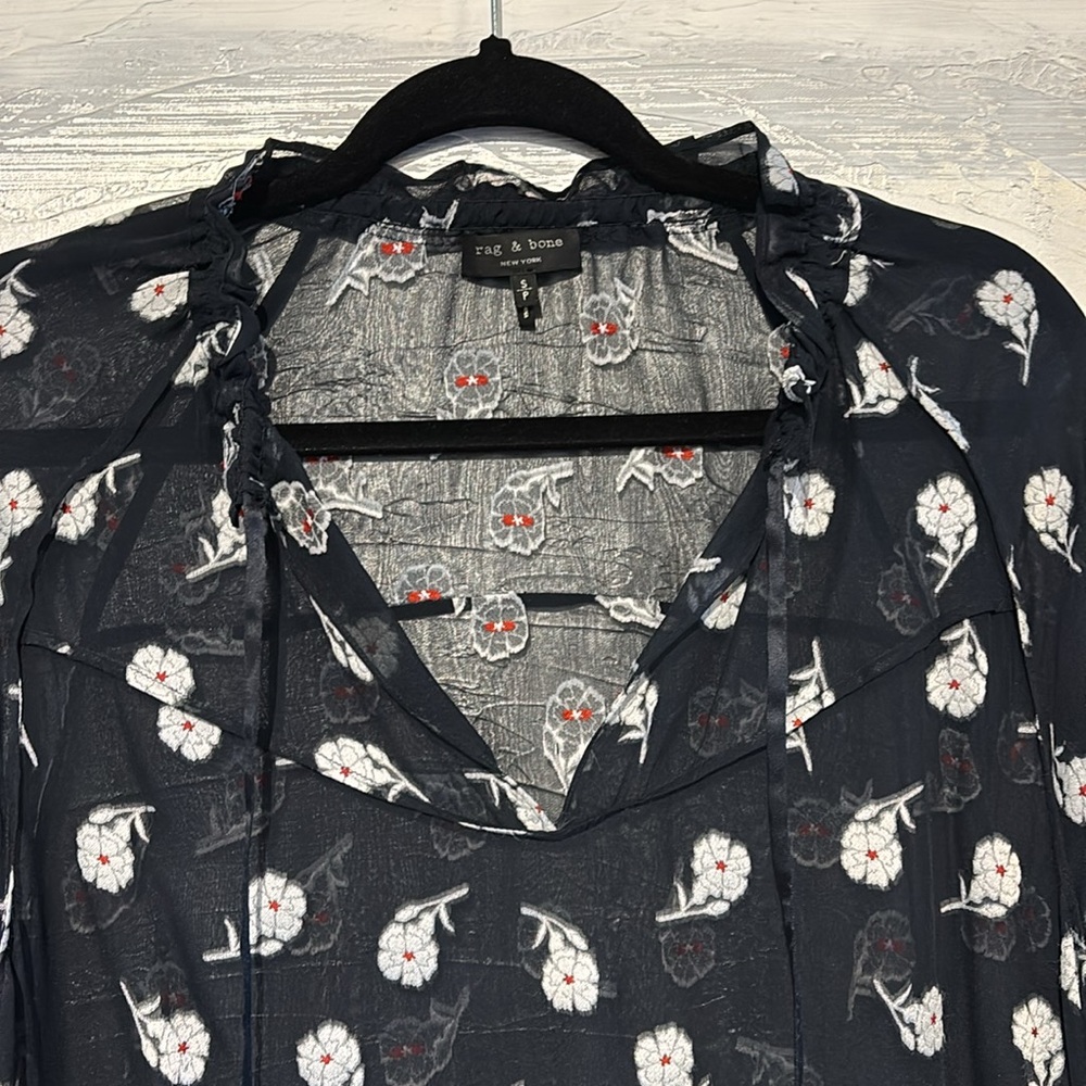 Rag & Bone Sheer Floral Silk Blouse Top Size S Blue & White - Picture 8 of 16